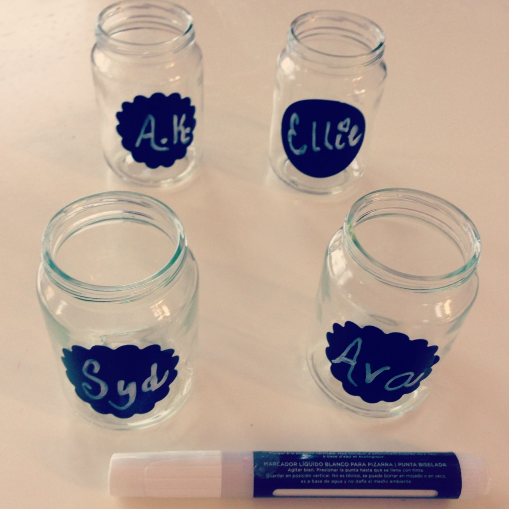 Quick & Easy Valentines Day Glass Jars - Craft Using Chalkboard Labels